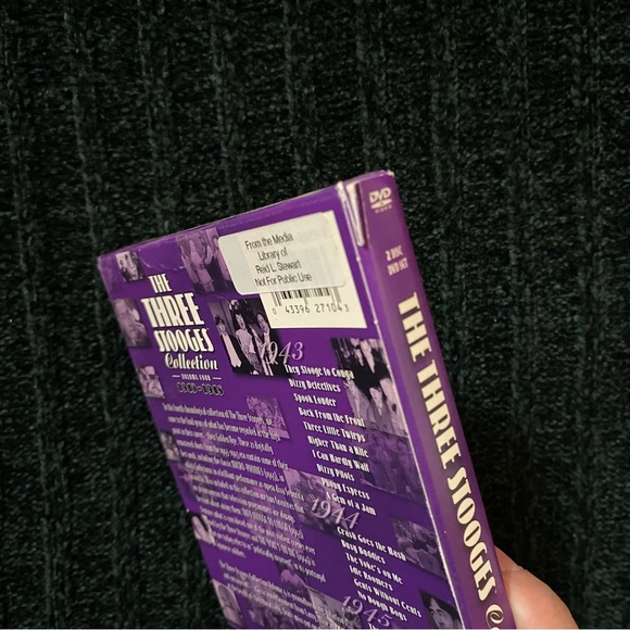 DVD: The Three Stooges Collection - Vol. 4: 1943-1945 (2008, 2-Disc Set) - Picture 3 of 8